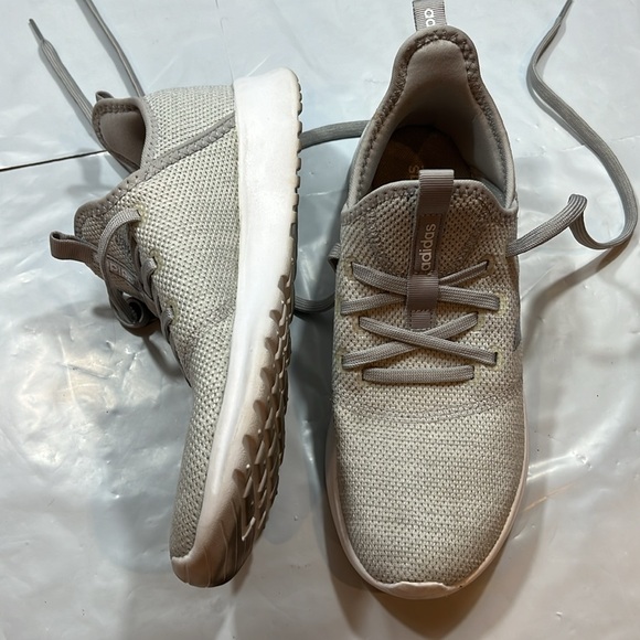 Adidas light GRAY silver stripes Cloudform Sneakers LACE UP WOMENS SIZE 8 USA 8 - Picture 7 of 10